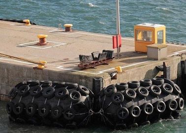 軍の港および波止場の空気の横浜海洋のゴム製フェンダーを保護します